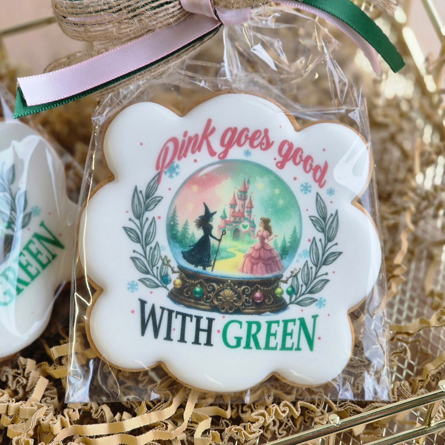 Pink goes good with Green (wicked)